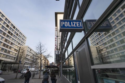 Frankfurter Anwältin erhält neues Drohfax von "NSU 2.0"