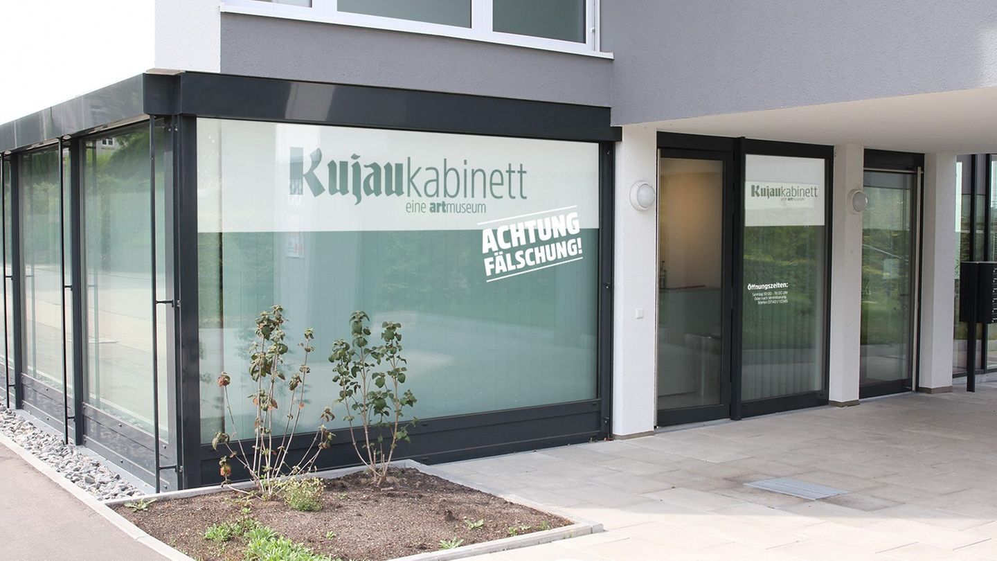 Eingang des Kujau-Kabinetts in Bietigheim