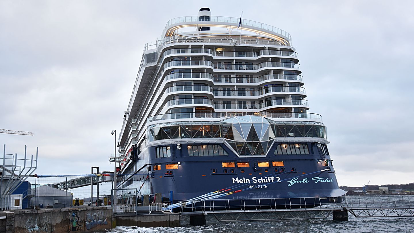 Mein Schiff 2
