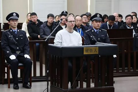 Der Kanadier Robert Lloyd Schellenberg vor Gericht im Nordosten Chinas
