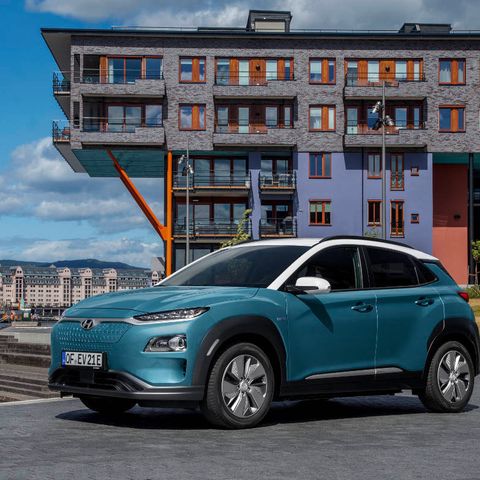 Der Hyundai Kona Electric bietet 485 Kilometer Reichweite - zum Preis der Mittelklasse. Leider muss man ein Jahr auf ihn warten.