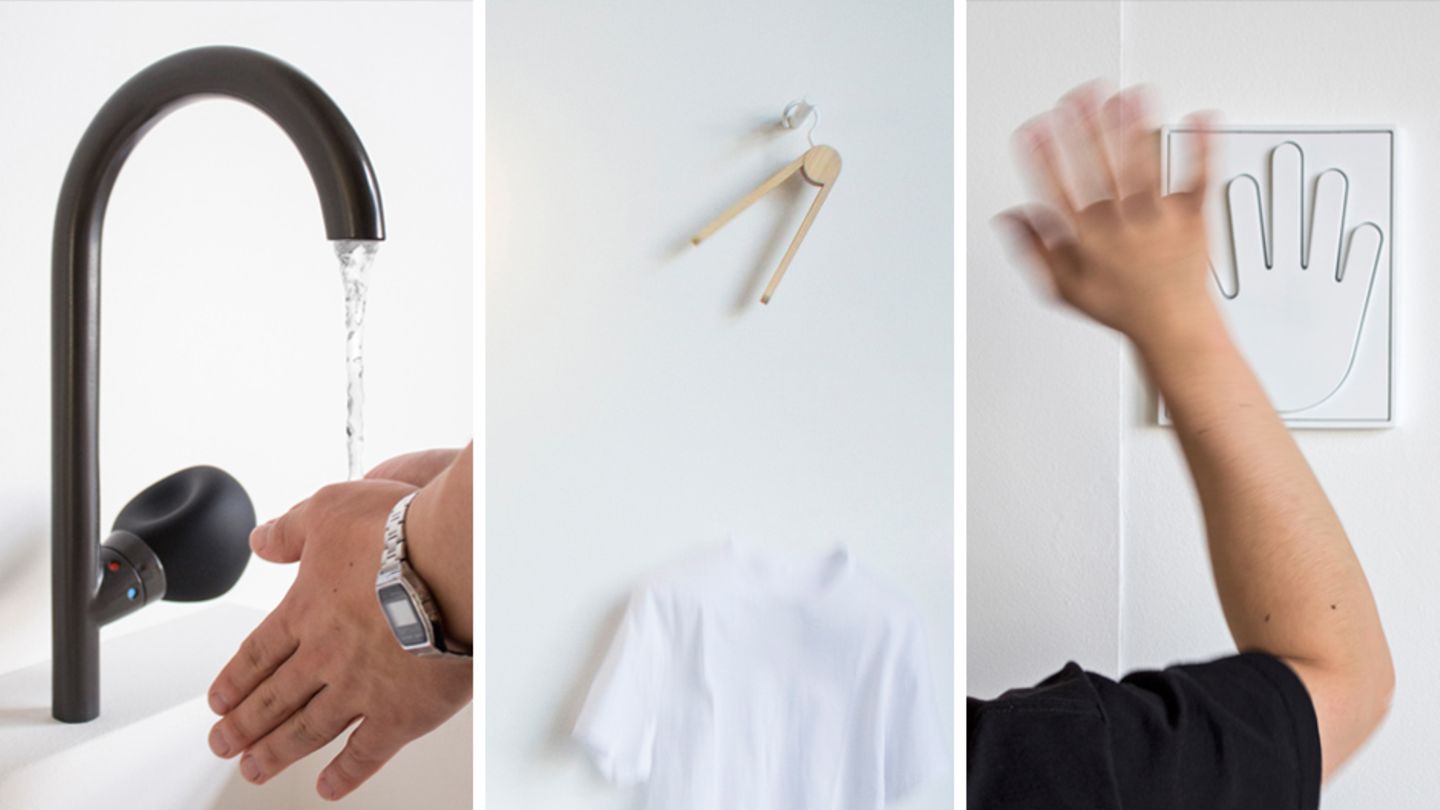 Möbelmesse: Besondere Erwähnung: "The Conscious Unconsciousness" Gleich drei Produkte für einen bewussteren Umgang mit Ressourcen hat Michael Vargas erdacht. Der Wasserhahn spendet nur so viel Wasser, wie durch Drücken des Balls vorbestimmt wird. Der Kleiderbügel macht auf Kleidung aufmerksam, die lange nicht getragen wurde, indem er sie einfach abwirft. Und der Lichtschalter animiert in High-Five-Manier dazu, das Licht beim Verlassen des Raumes auszuschalten, um Strom zu sparen. Besondere Erwähnung: "The Conscious Unconsciousness" Gleich drei Produkte für einen bewussteren Umgang mit Ressourcen hat Michael Vargas erdacht. Der Wasserhahn spendet nur so viel Wasser, wie durch Drücken des Balls vorbestimmt wird. Der Kleiderbügel macht auf Kleidung aufmerksam, die lange nicht getragen wurde, indem er sie einfach abwirft. Und der Lichtschalter animiert in High-Five-Manier dazu, das Licht beim Verlassen des Raumes auszuschalten, um Strom zu sparen.