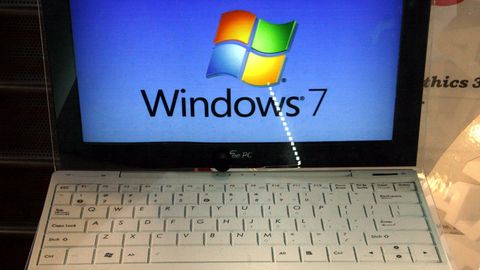 Laptop mit dem Betriebssystem Windows 7