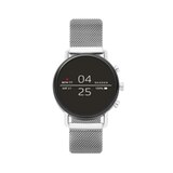 Kategorie Smart      Gewinner: Falster 2 von Skagen  Dieses Modell der skandinavisch-schlicht auftretenden Marke ist ebenfalls mit neuester Google-Software bestückt und mit einem magnetischen Milanaise-Armband ausgestattet. Die Aufladung erfolgt über Induktion.  Das sagt die Jury: "Vom urbanen Hipster bis zum etablierten Maßanzugträger – dieses minimalistische Modell passt in eine große Stil-Bandbreite. Gut sortiertes Interface auf einem Zifferblatt, das nicht mehr und nicht weniger als ein Bildschirm ist. Ehrlich, pur, sehr 'jetzt'.  Basisdaten (Auszug): Edelstahl (Gehäuse), 40mm Durchmesser, wasserdicht bis 30m, 24 Stunden Akkulaufzeit Stunden Gangreserve.  Preis: circa 329 Euro. 
