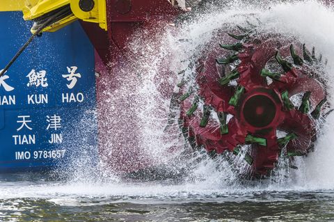 Tian Kun Hao ist Asiens größter Schiffsbagger.