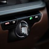 Natürlich befindet sich links