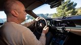 Der Porsche 911 Carrera S fährt sich entspannt
