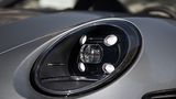Die LED-Scheinwerfer haben das Vieraugen-Gesicht