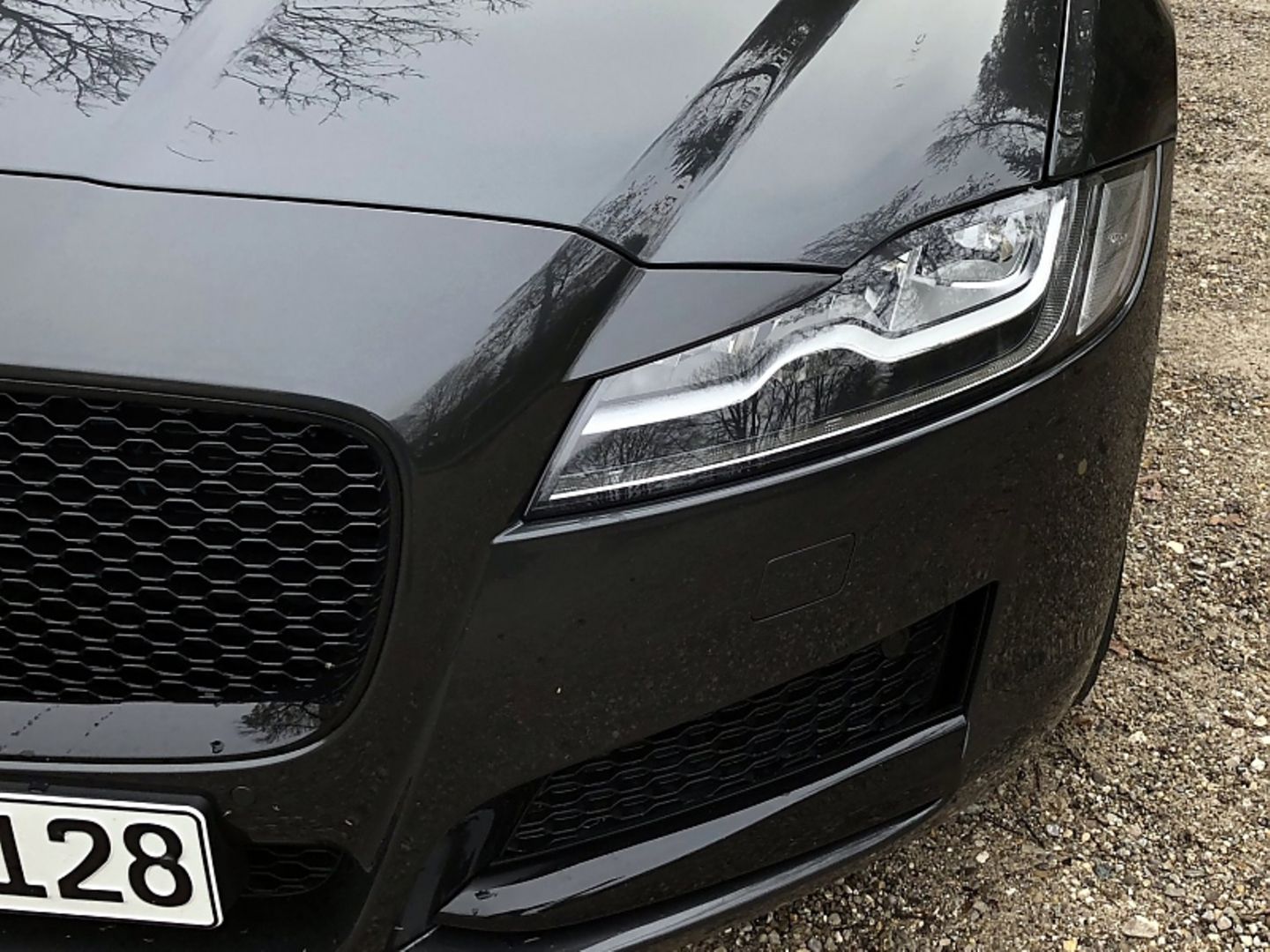 Jaguar XF 30d - LED-Licht kostet extra