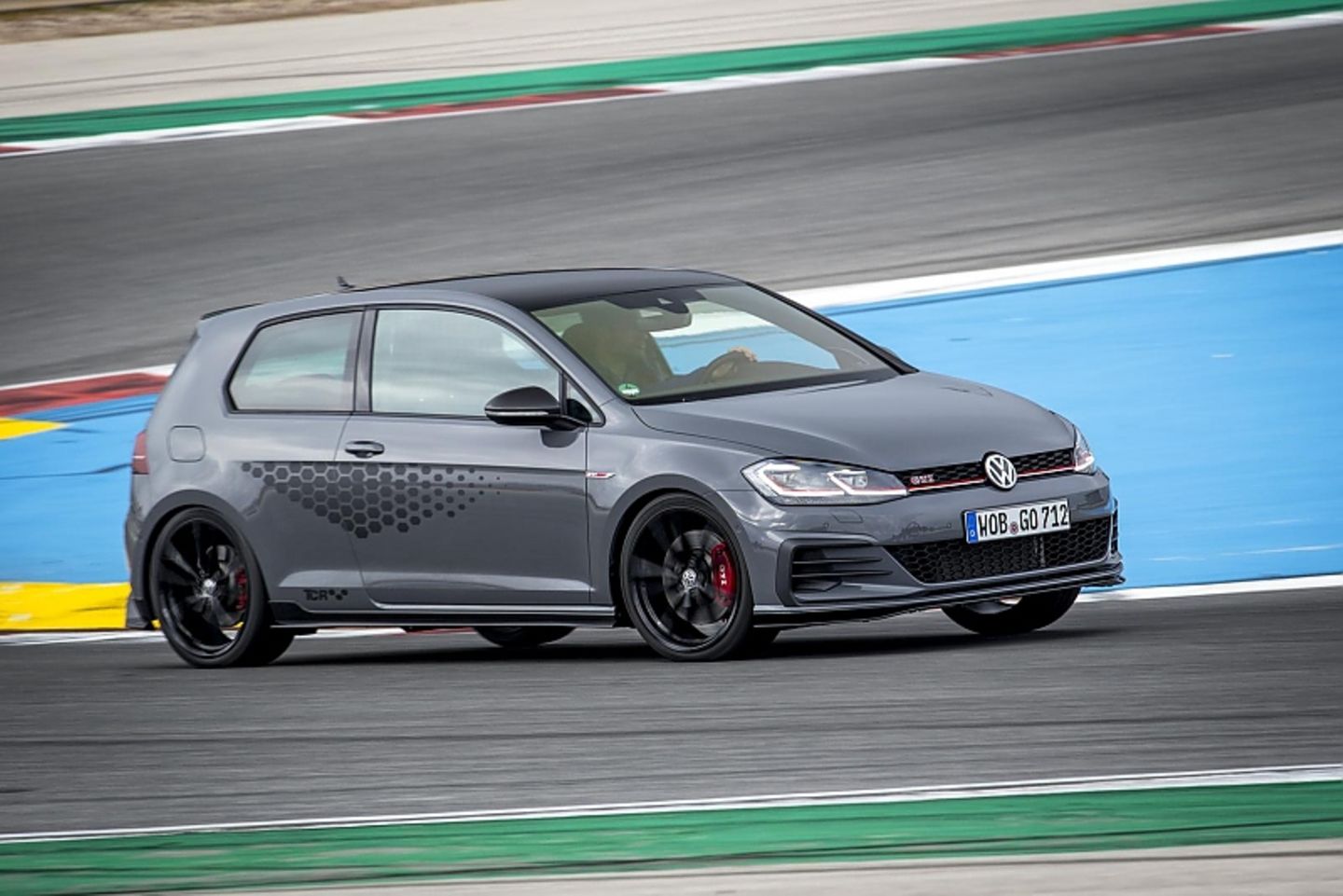 VW Golf GTI TCR