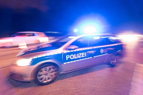 Nachrichten aus Deutschland - 39-Jähriger in Bar erschossen - Täter auf der Flucht