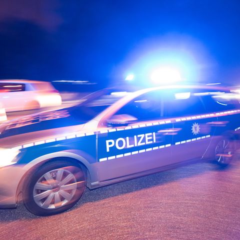 Nachrichten aus Deutschland - 39-Jähriger in Bar erschossen - Täter auf der Flucht