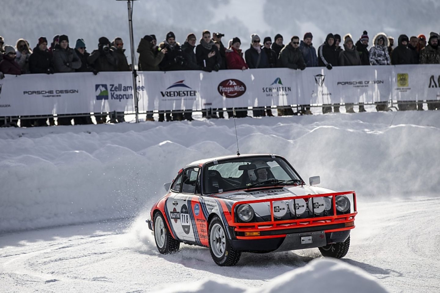 Die Fans bestaunten die heißen Drifts
