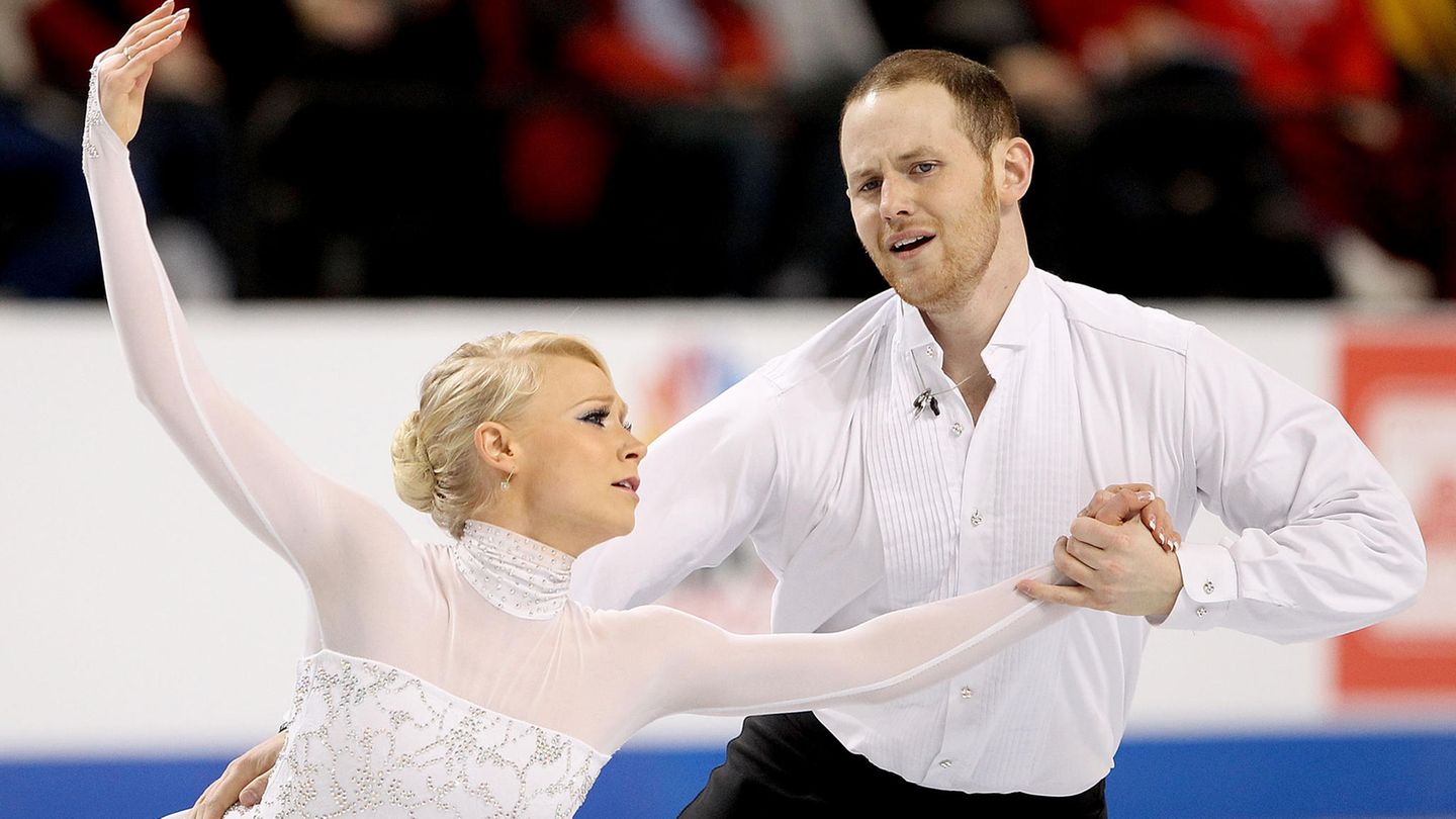 John Coughlin und seine Eislauf-Partnerin Caitlin Yankowskas im Januar 2011 bei den US-Meisterschaften