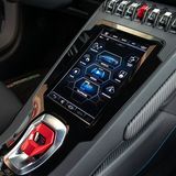 Lamborghini Huracan Evo - mit neuen Bedienteil in der Mittelkonsole