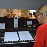 Die Produzentin in Aktion: Sie leitet die Aufnahmen für eine neue "Fünf Freunde"-Folge