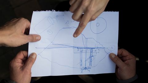 Die einfache Zeichnung zeigt, wie sich die Ingenieure die Rettung des Jungen in Spanien vorstellen