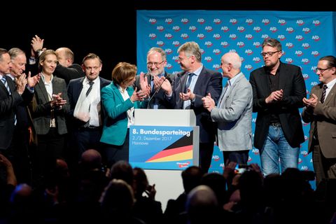 Wie die "Christen in der AfD" ihre Positionen in die Kirche bringen wollen