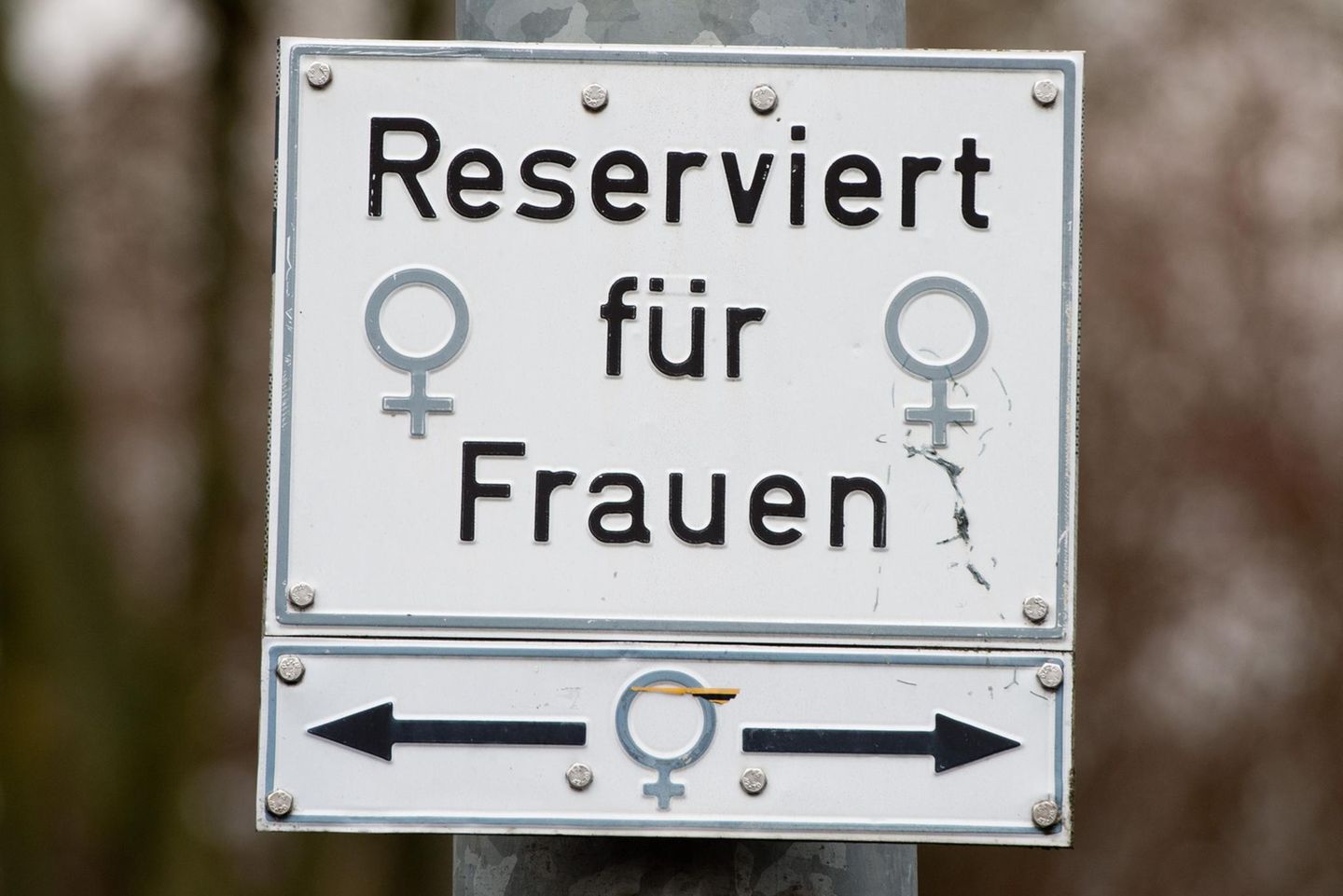 Frauenparkplätze: Mann klagt, weil er sich diskriminiert fühlt