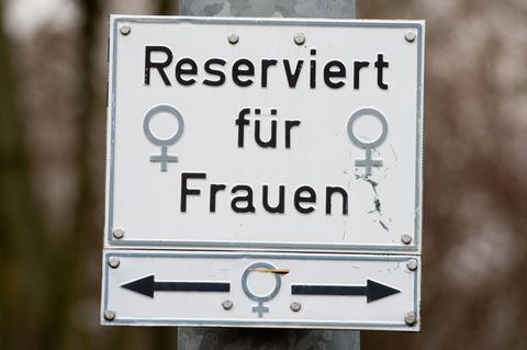 Frauenparkplätze: Mann klagt, weil er sich diskriminiert fühlt