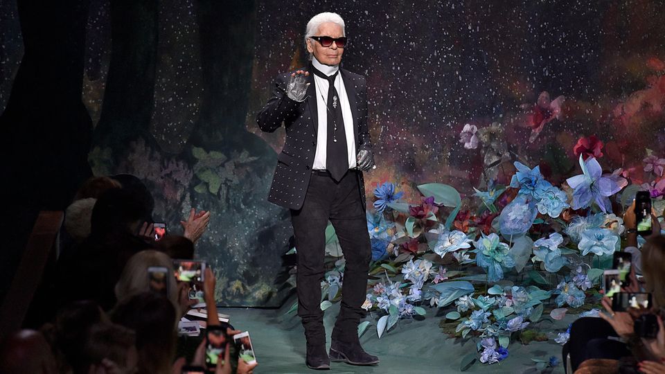 Karl Lagerfeld Ist Tot: Abschied Von Einer Mode-Legende | STERN.de