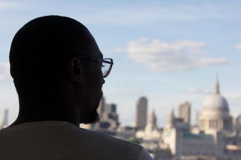 Siamesische Zwillinge: Zwei Mädchen, ein Körper - und die unmögliche Entscheidung ihres Vaters über Leben und Tod