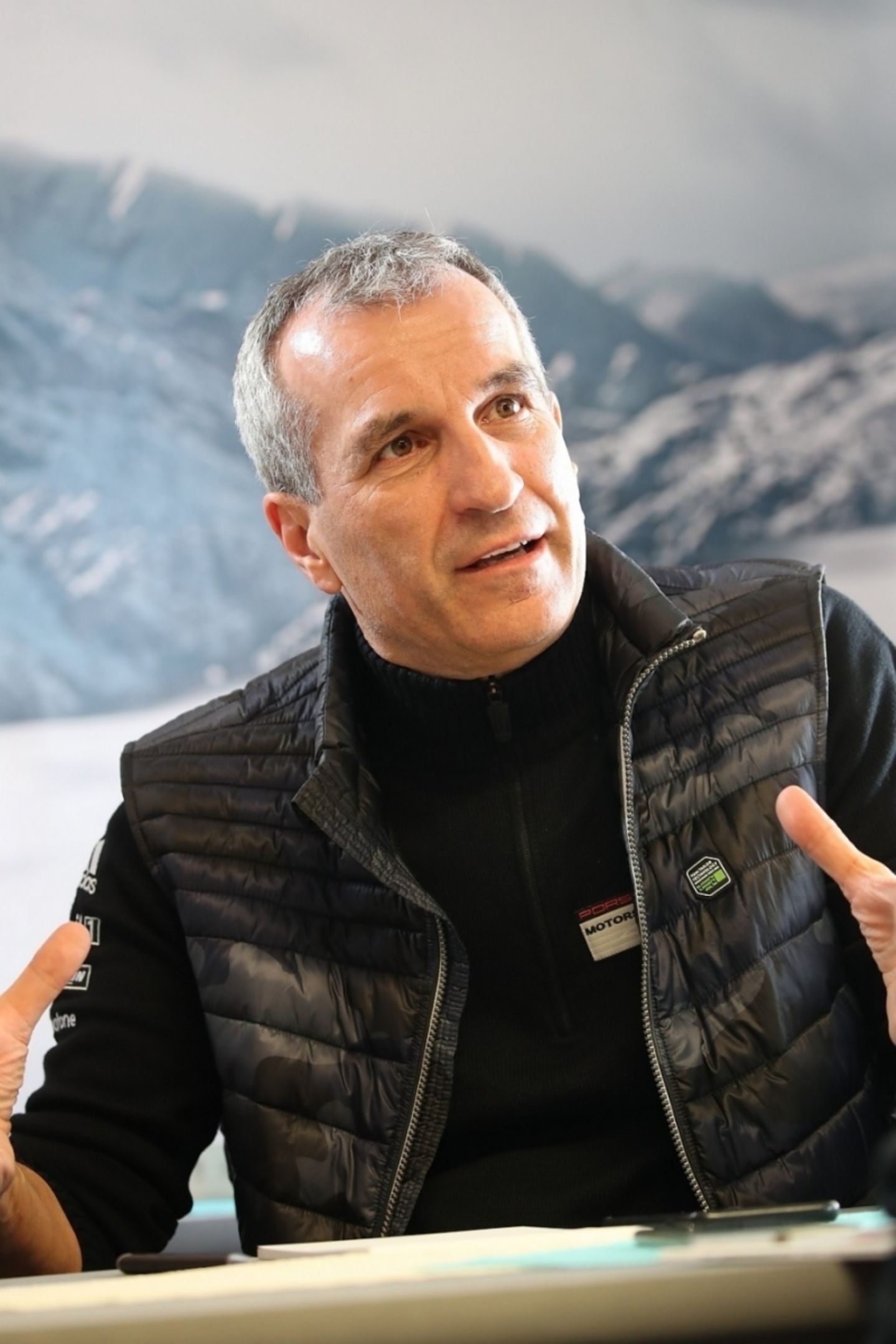 Porsche Produktionsvorstand Albrecht Reimold sieht Vor- und Nachteile bei den Kooperationen
