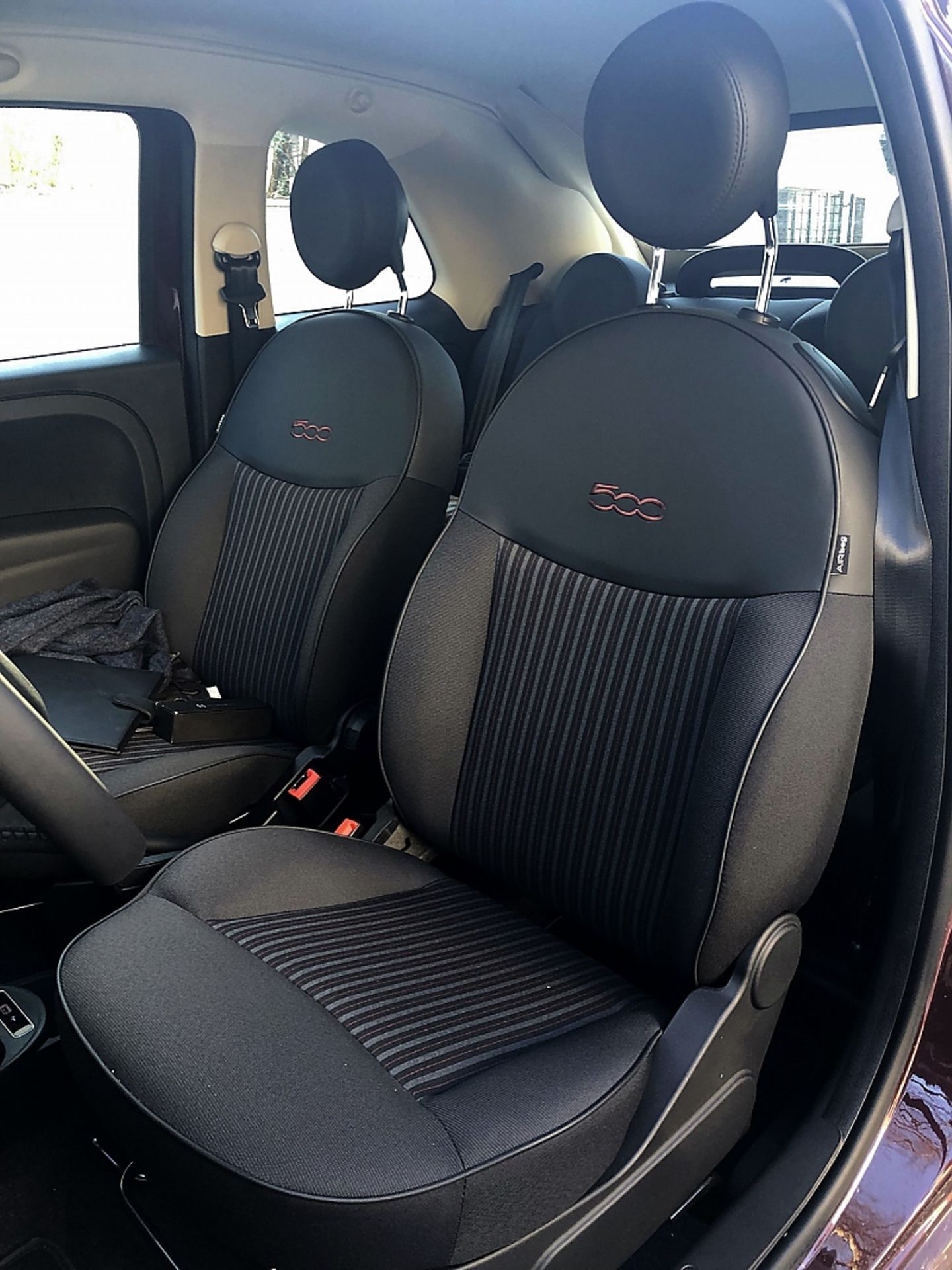 Fiat 500C 1.2 Collezione - wenig Oberschenkelauflage