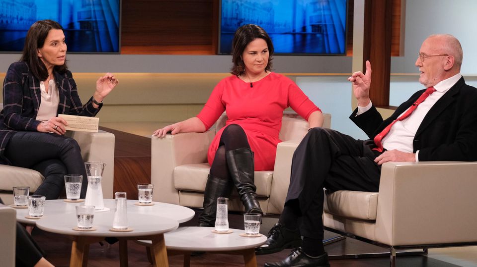 Anne Will mit Annalena Baerbock und Dieter Köhler