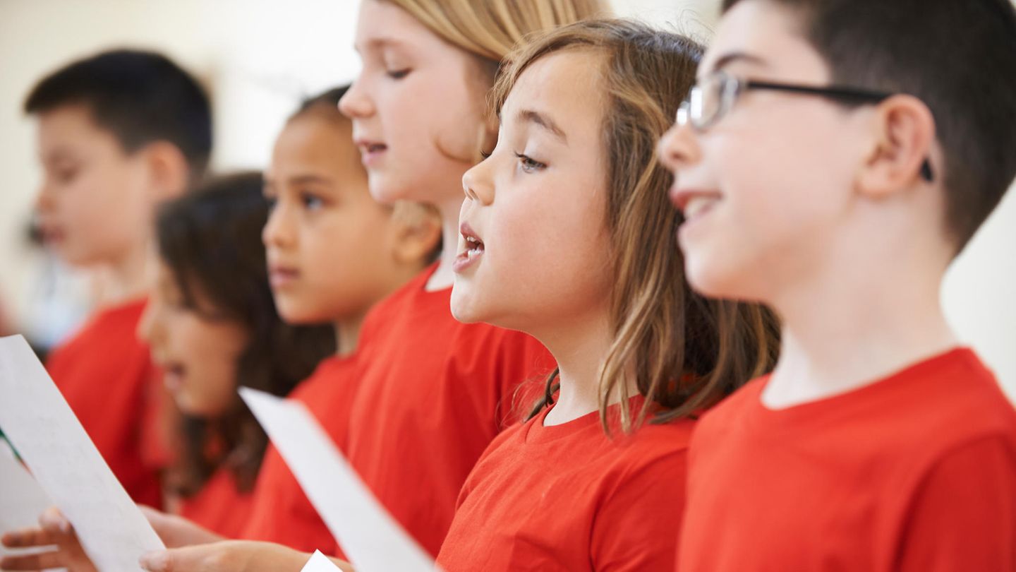 Liegt Diskriminierung vor? Mädchen darf nicht im Staatschor singen