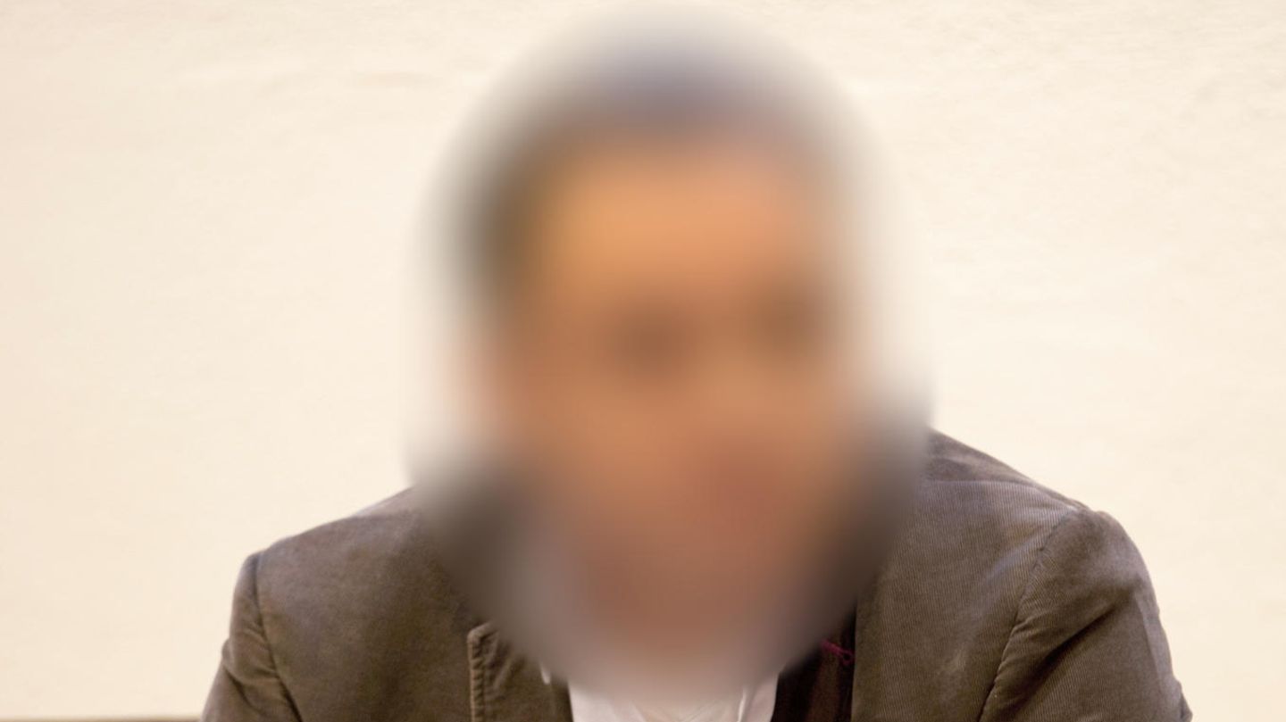 Er machte seine Opfer mit Drogen gefügig: Ex-Chefarzt zu neun Jahren Haft verurteilt