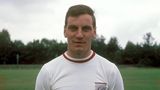 19. Franz Roth - der Bulle  Franz Roth spielte zwischen 1966 und 1978 für den FC Bayern München und war der Mann für Grätschen und die wichtigen Tore. Gleich drei entscheidende Treffer schoss der Mittelfeldspieler in drei unterschiedlichen Landesmeister-Endspielen (heute Champions League genannt). Neben Katsche Schwarzenbeck war Roth der Mann fürs Grobe im Star-Team der Bayern der 70er Jahre.