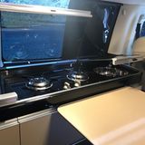 Innen blieb bei der V-Klasse Marco Polo im Grunde alles beim Alten