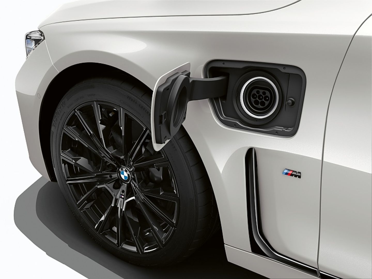 BMW 745e PHV 2019
