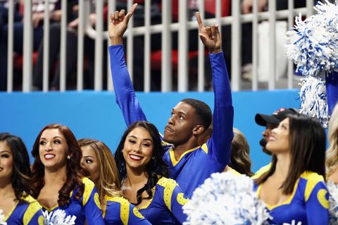 Quinton Peron und Napoleon Jinnies sind die ersten männlichen Cheerleader beim Superbowl.