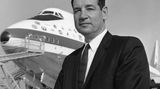 Der "Vater der Boeing 747": Joe Sutter (1921-2016) war der Chefdesigner des Jumbojets und hatte in den 60er Jahren die Idee zu einer Flugzeugkabine mit einem Doppelgang. Er starb am 30. August 2016 im Alter von 95 Jahren. "Ich hätte nie gedacht, dass die 747 so ein Erfolg wird", sagte er zwei Jahre vor seinem Tod in einem Gespräch mit dem stern.