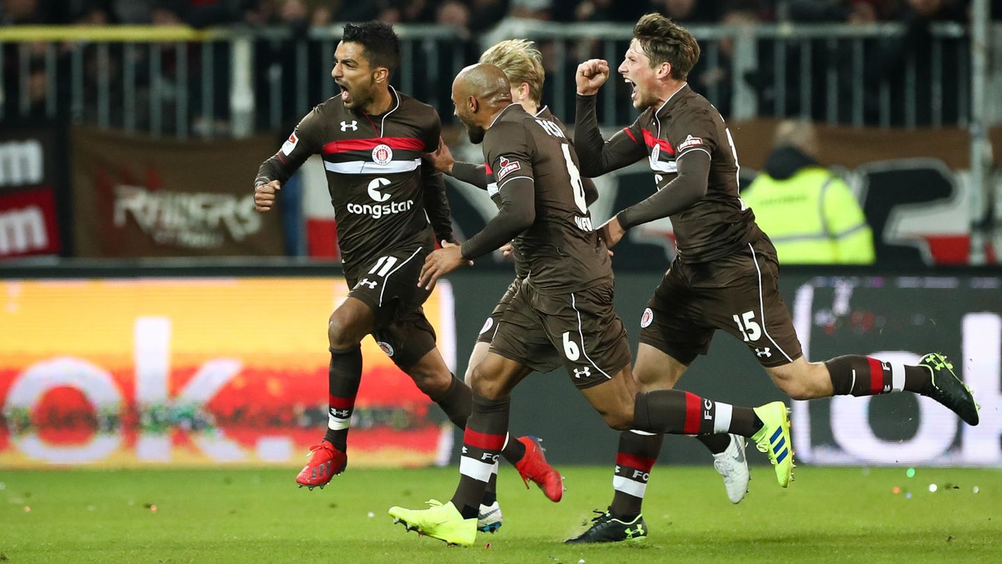 Fußball: Zweite Bundesliga, FC St. Pauli vs. Union Berlin 2:2 Fußball: Zweite Bundesliga, FC St. Pauli vs. Union Berlin