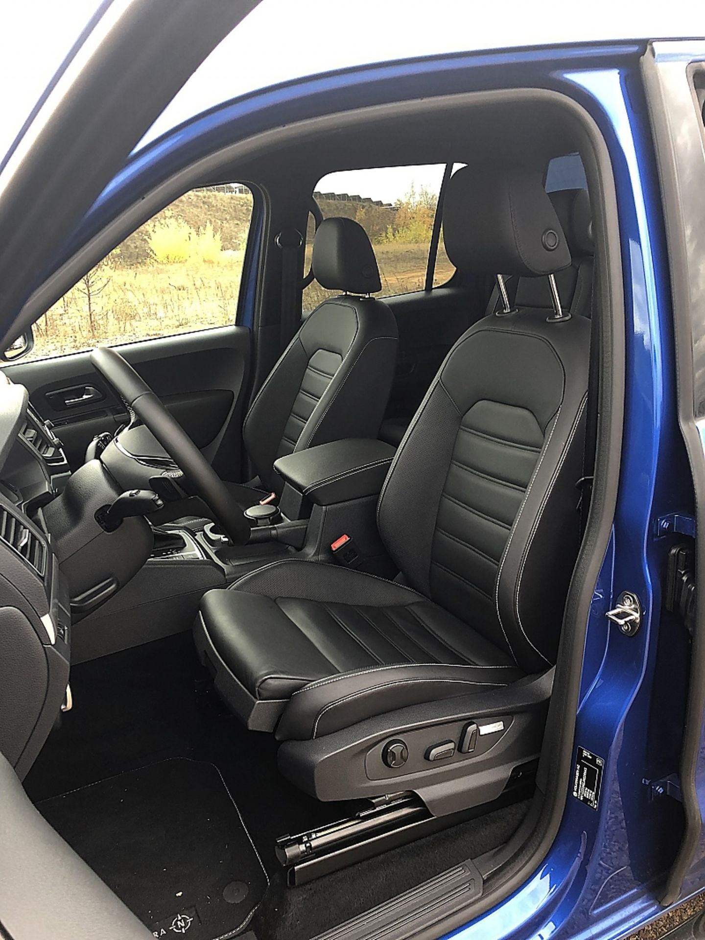 VW Amarok 3.0 TDI V6 4motion - bequeme Sitze vorn