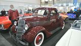 Das Ford V8 Coupé Modell 48, Baujahr 1935, wird für  42.900 Euro angeboten. Importiert wurde es von den USA nach Dänemark. Einer der vielen historischen Wagen in Bremen mit einer langen Historie.