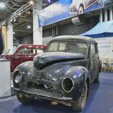 Der Club "Alt Ford Freunde"  zeigt  einen Ford Taunus G73A Baujahr 1951 mit 34 PS und 1172 ccm. Das Motto des Vereins: "Wir pflegen und erhalten historische Ford-Fahrzeuge".