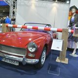 Dieser Austin Healey Sprite Mk II, ist legendär geworden mit der Schlagzeile "Mit Vollgas in die Freiheit". Gemeint ist die Flucht von Ost nach West am Grenzübergang Pressburg/Wien. In diesem Wagen passierte ein 23 Jähriger mit seiner Freundin im Kofferraum mit Vollgas den Grenzposten und kam so in den Westen.