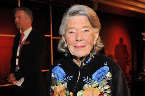 Rosamunde Pilcher bei einer Preisverleihung
