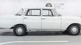 Mercedes 200D W 110