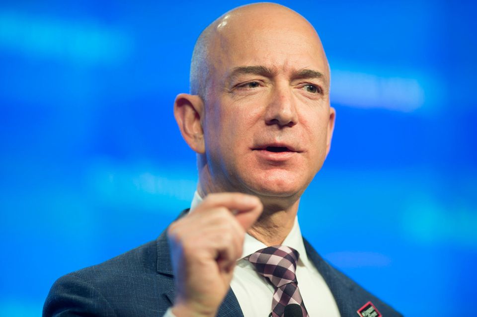 Amazon-Gründer Jeff Bezos wirft Boulevardblatt Erpressung vor Amazon-Gründer Jeff Bezos wirft Boulevardblatt Erpressung vor