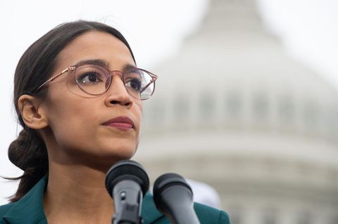 Alexandria Ocasio-Cortez wurde übel von einem Lokalpolitiker aus Texas beleidigt. Er entschuldigte sich schließlich bei ihr.