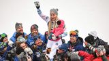 Lindsey Vonn feiert ihren Abschied mit einer WM-Bronzemedaille in der Abfahrt