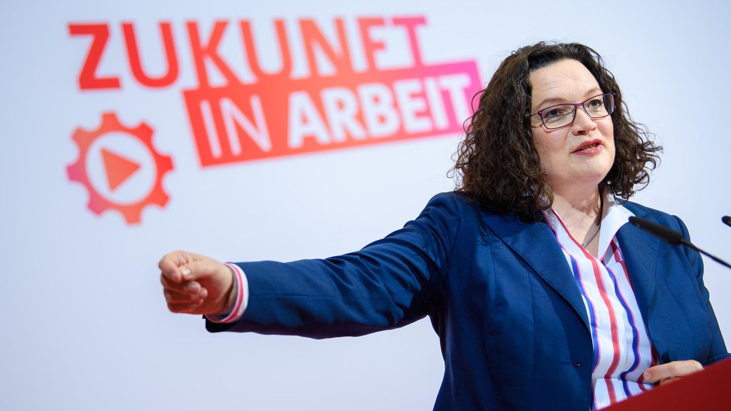 SPD-Chefin Andrea Nahles nach der Klausurtagung der Parteispitze im Willy-Brandt-Haus