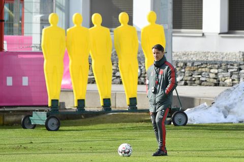 Zum Scheinriesen taktiert: Niko Kovac agiert wie in den 90ern - das wird gegen Liverpool nicht reichen