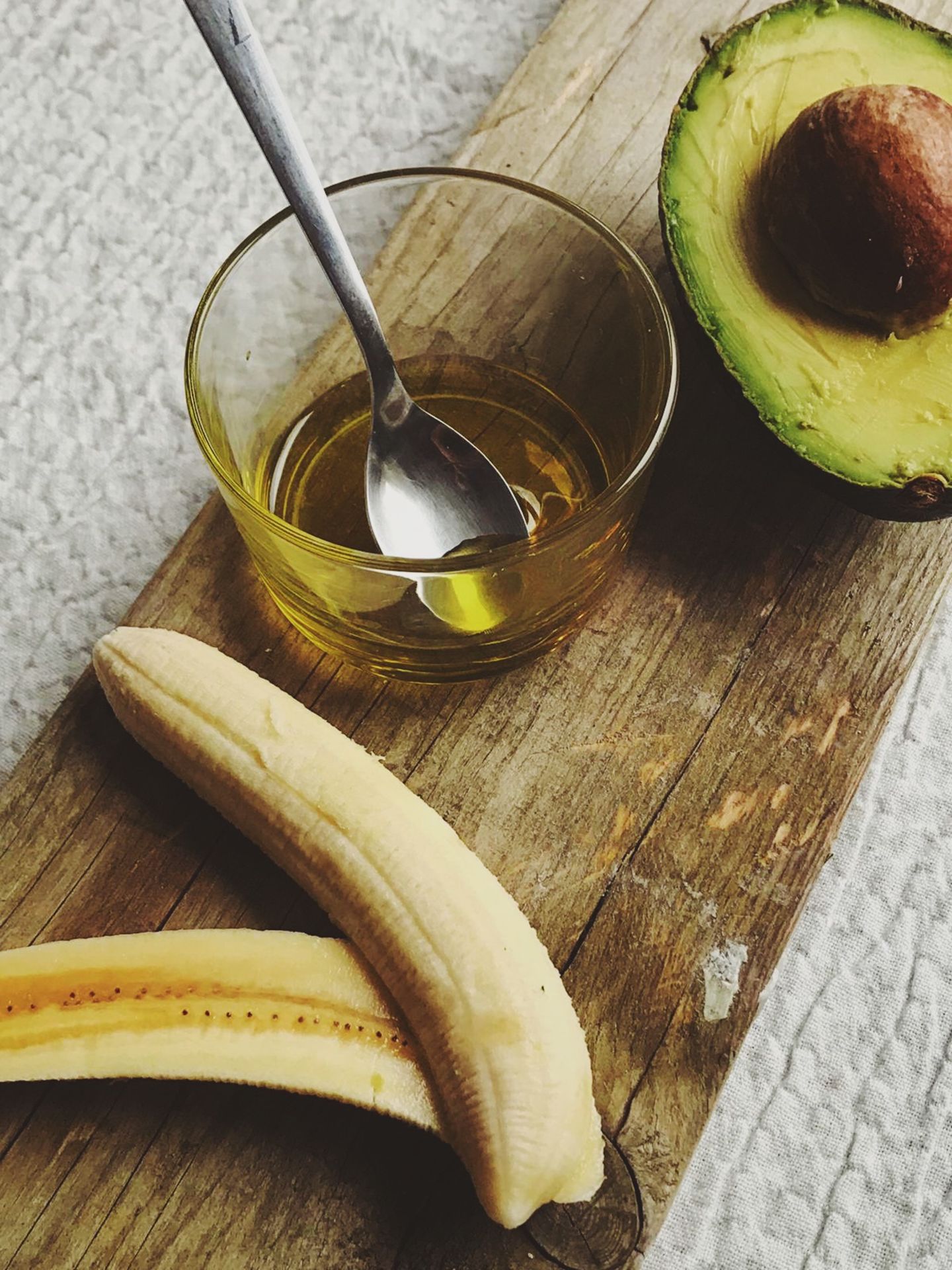 DIY Gesichtsmasken: Avocado und Banane