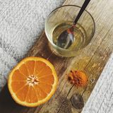 DIY Gesichtsmasken: Eiweiß und Orange